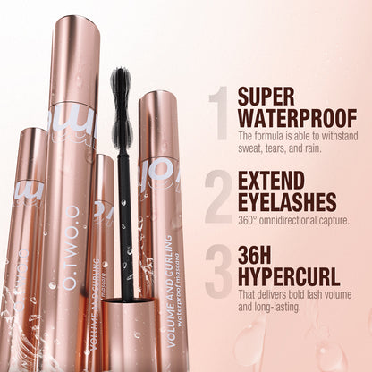 O.TWO.O VOLUME AND CURLING WATERPROOF MASCARA