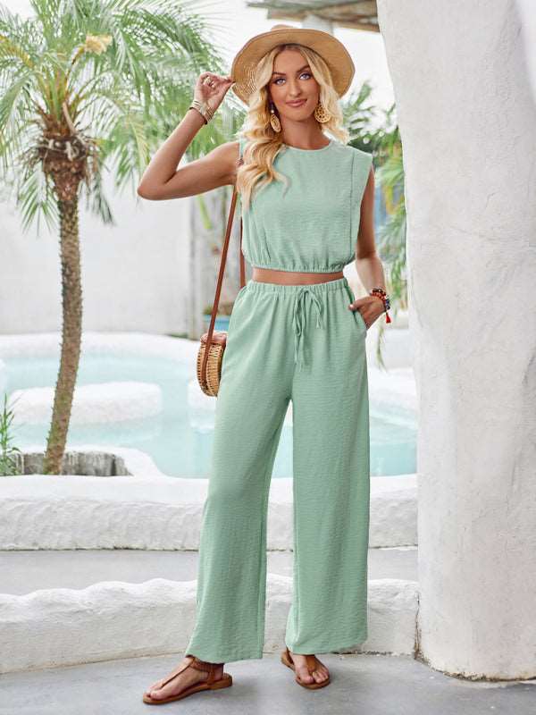 Round neck slim fit sleeveless top and trousers two piece set