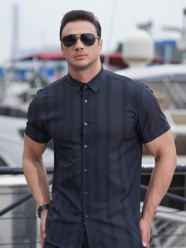 Men's striped short-sleeved shirt