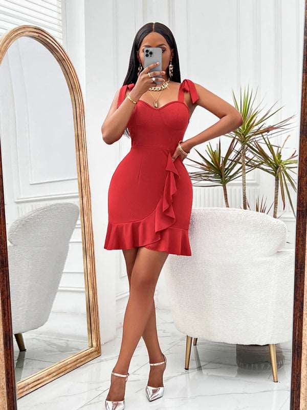 V-neck sleeveless solid color slim fit hip-hugging dress for women