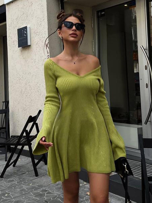 Women's long-sleeved sexy knitted dress