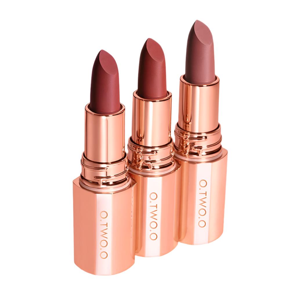 O.TWO.O INTENSE MISTY KISS LOCK COLOUR MATTE LIPSTICK 8 COLOURS