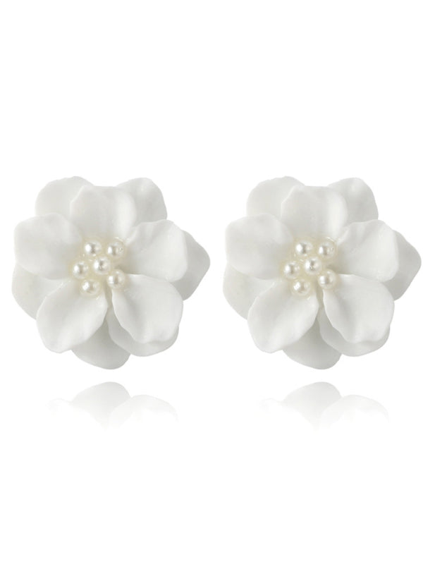 Simple and versatile exaggerated camellia three-dimensional white flower pearl earrings - FashionistaDeal