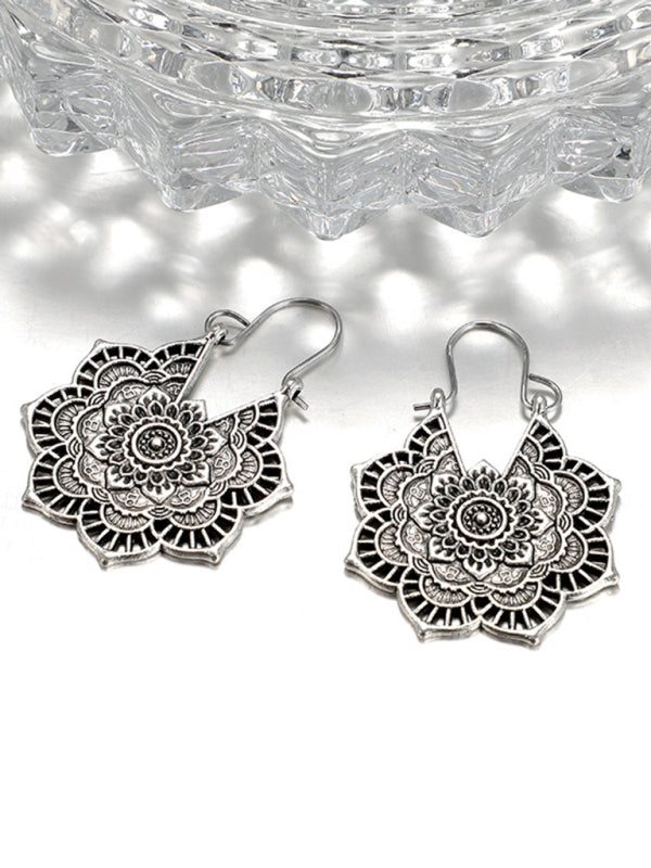 Vintage Ethnic Metal Cutout Floral Flower Earrings Bohemian Carved Earrings - FashionistaDeal