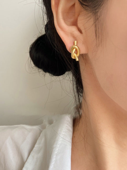 Knotted simple ins versatile retro earrings - FashionistaDeal