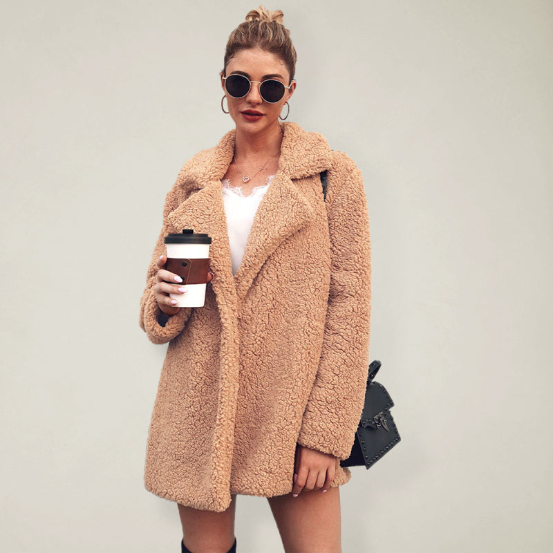 Women’s Oversized Minimalist Sherpa Coat With Folded Collar - FashionistaDeal