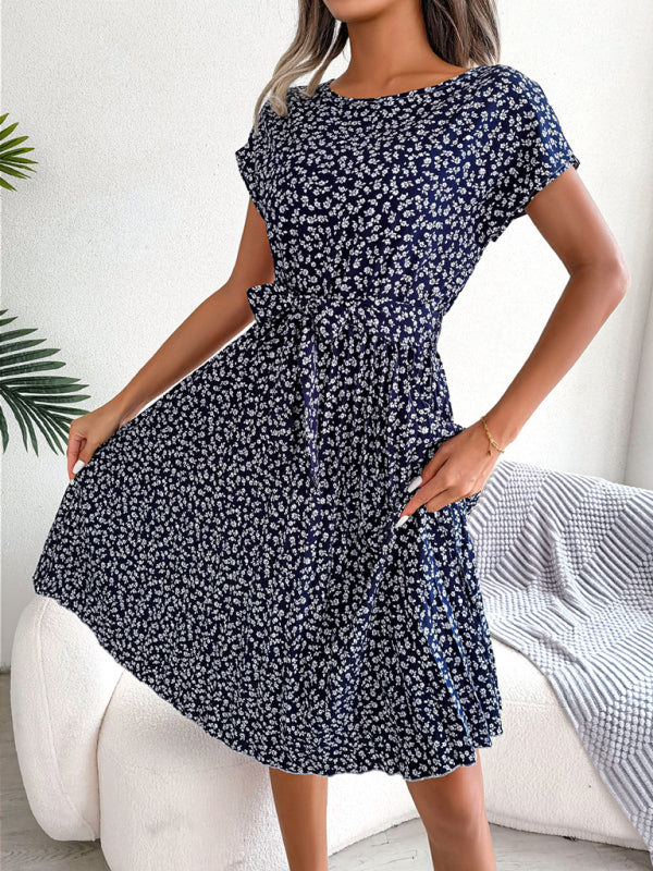 Women's casual short-sleeved floral large hem pleated dress - FashionistaDeal